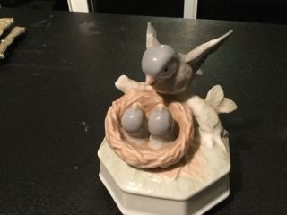 Porcelain Music Box With Birds And Babies And Nest