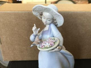 LLADRO LADRO CAUGHT IN THE ACT RETIRED GIRL HAT BASKET FLOWERS BIRD 6439 2