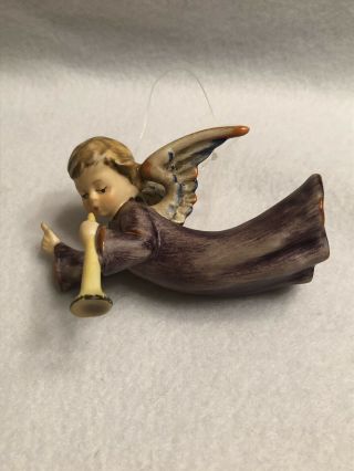 Vintage Goebel Hummel 366/0 Flying Angel Figurine Nativity Ornament 1987 Signed