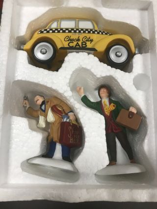 Dept 56 Accessories Christmas In The City - Hailing A Cab Set Of 3 -