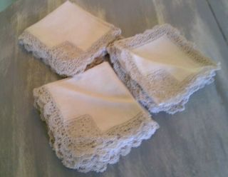 Set Of 10 - Vintage Beige Linen - Crochet Lace Edge - Napkins
