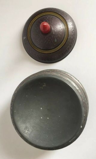 Antique Vintage Metal Round Powder Puff Music Box with Red Bakelite Handle 3