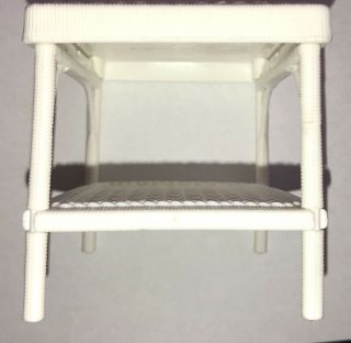 Vintage Mattel Barbie Dream House Doll Furniture White Wicker Bed Side End Table 3