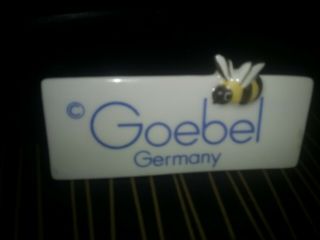 Vintage M J Hummel Goebel Advertising Sign Germany Full Bee 59 032 08
