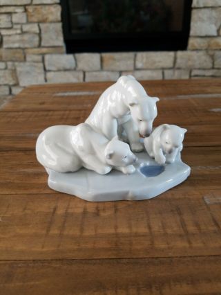 Lladro Polar Bears Porcelain Figurine " Bearly Love ",  1443,  Without Box