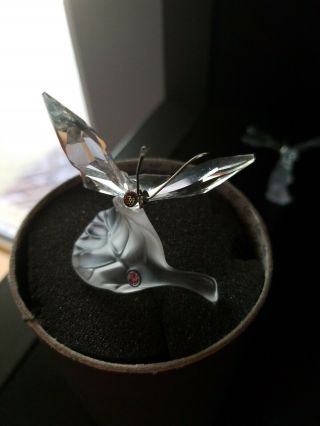 Swarovski Butterfly On A Leaf Crystal Figurine 180920 - Retired
