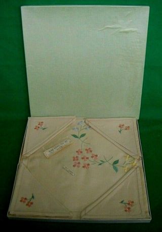 Vintage Irish Linen Hand Embroidered Tea Set Table Cloth,  4 Napkins Box B