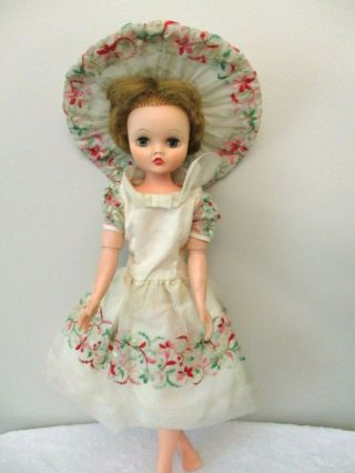 Deluxe Reading Fashion Doll Candy Or Cissy Alexander Dress With Matching Hat