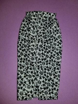 Vintage Barbie Fashion Pak Black & White Floral Pencil Skirt 1962 - 1963