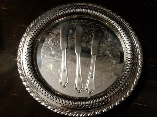 Oneida Usa 12” Round Vintage Silver - Plate Serving Tray Knives