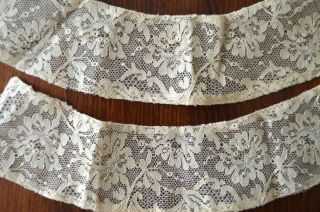 VINTAGE ANTIQUE CUFFS ECRU LACE LOVELY OLD MACHINE MADE LACE 2