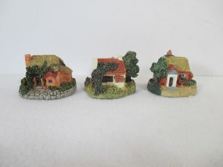 Miniature Cottages Fairy Garden Houses Resin Cuggly Wigglies Diorama Set of 6 3