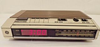 Ge General Electric Clock Fm Am Radio Digital Alarm Model 7 - 4634b