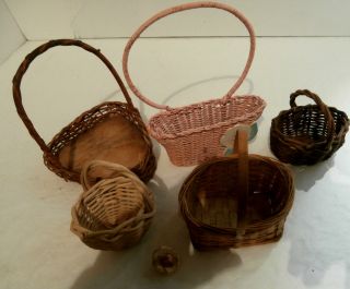6 Small Vintage Baskets - All Different - Primitive 3 Corner One To Thimble Size