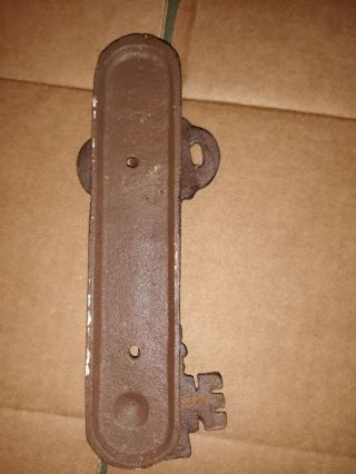 Vintage Cast Iron Key Shaped Door Knocker 8 x 3 Inch Heavy Weight Skelton Key 4
