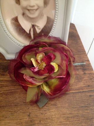 Vintage Velvet Flower For Millinery / Crafts Etc - Plush - Pin On Back