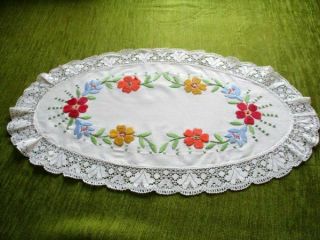 Vintage Table Center - Kalosca Hand Embroidery - Oval