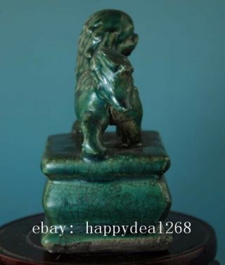 CHINESE OLD HAND - MADE GREEN GLAZE PORCELAIN LION STATUE SEAL B02 4