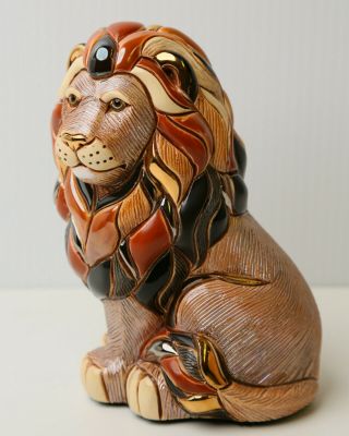 Derosa Rinconada Lion Sitting Ceramic De Rosa Figurine - Hand Carved
