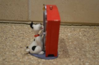 HALLMARK PUPPY LOVE SERIES COMPLIMENT DOG VENDING MACHINE ORNAMENT TAIL WAGS 7