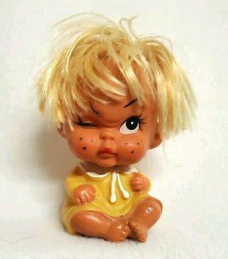 Vintage Moody Cutie Doll Winking Rubber Baby Yellow Dress Blonde Hair Korea 3.  5 "