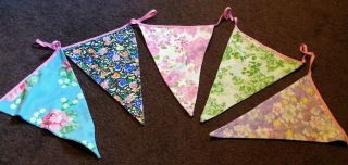 VINTAGE CHIC FLORAL DOUBLE SIDED FABRIC BUNTING 27 FEE 15 LARGE FLAGS PARTY d R 3