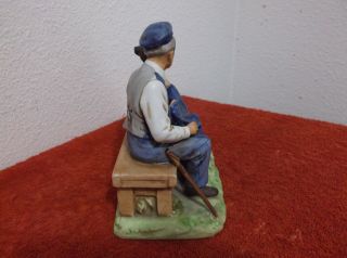 VINTAGE NORMAN ROCKWELL FIGURINE.  LIGHTHOUSE KEEPER ' S DAUGHTER.  1979 6