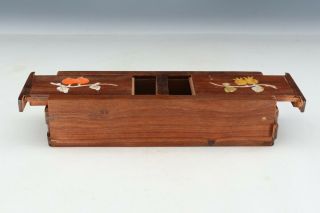 Chinese Exquisite Handmade wood Inlay shell box 2