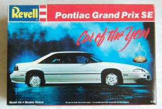 Revell 1992 Pontiac Grand Prix Se 1/25 Model Kit