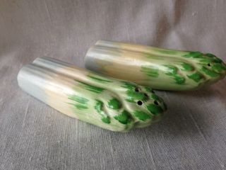Vintage Japan Made Salt And Pepper Shakers Green Asparagus 4 " Long