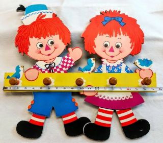Vintage 1972 RAGGEDY ANN & ANDY Pressed Cardstock Coat/Hat Hook Decor - VG Cond. 2