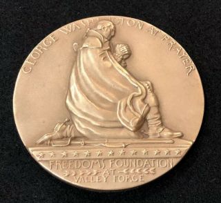 George Washington At Prayer 3” Diameter Bronze Medallion Paperweight By Maco