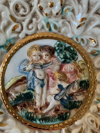 ANTIQUE VINTAGE CAPODIMONTE NUDE CHERUBS HAND PAINTED WALL PLATE ITALY 5
