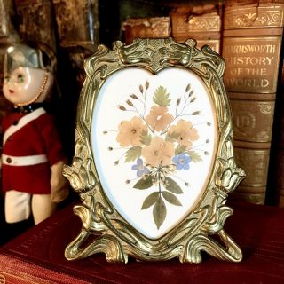 Vintage Brass Art Nouveau Heart Photo Frame Pressed Flowers
