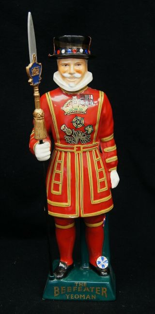 Vintage The Beefeater Yeoman Decanter 16 " Decorative Gin England A8639