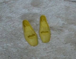 Vtg Clothes Ideal Crissy For Crissy Doll Family - Yellow Shoes