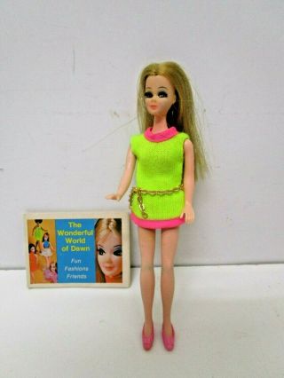 Vintage Topper Dawn Doll With Fashion Booklet