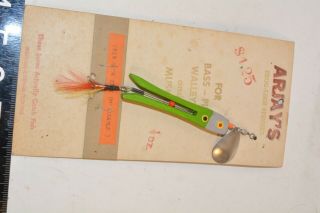 Old Early Wooden Arjay Cloths Pin Lure Minnow Bait On The Card