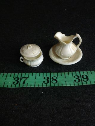 Dollhouse Miniature Vintage Chamber Pot And Pitcher Scale Accesories 1:12