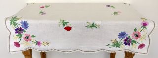 Vintage Linen & Crochet Hand Embroidered Tablecloth English Country Poppies 2