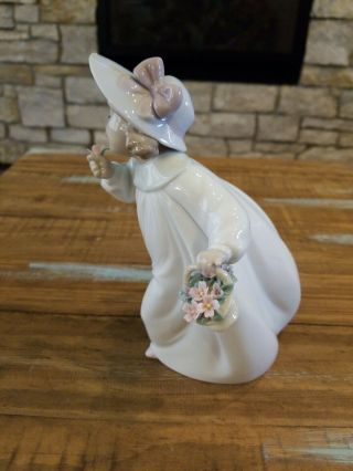 Lladro Porcelain Figurine 6683 Romance Girl With Flower Basket Statue w/box 2