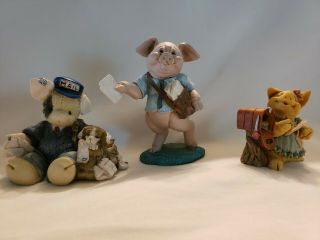 This Little Piggy Figurine And More Mail Carrier & Mailbox Piggies 3 Total