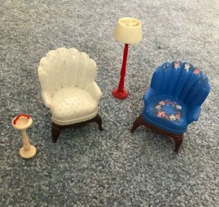 Vintage Renwal Dollhouse Furniture,  Two Armchairs,  Lamp And Smoke Stand