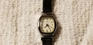 Vintage Timex J9 Women 
