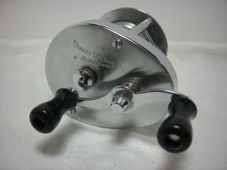 Vintage Shakespeare Direct Drive 1950 Level Wind Fishing Reel