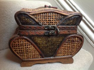 Vintage Oriental Chinese Wood And Cane Storage/jewellery Box