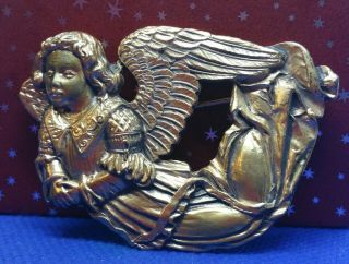 Vintage Signed Mma - Metropolitan Museum Of Art Antiqued - Goldtone Angel Brooch