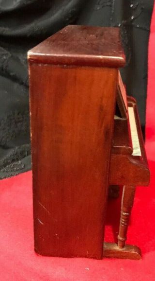 Dollhouse Furniture Miniature Upright Piano Brown Vintage Wooden Music Room 1:12 4