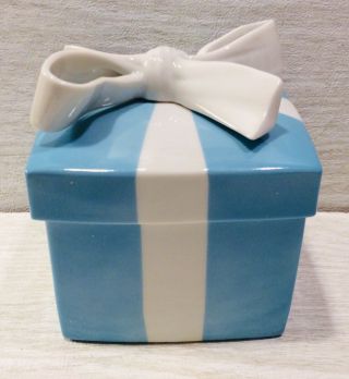 Tiffany & Co Porcelain Blue Trinket Gift Box Bowl Jewelry