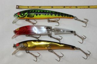 3 Old Bomber Long A 4 1/2 " Fishing Lures 2 Rattling 1 Jointed Vg,